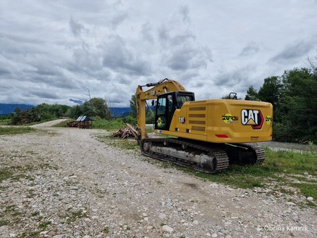 Izgradnja protipoplavnega nasipa Šmarca - Nožice - etapa 1 (2)